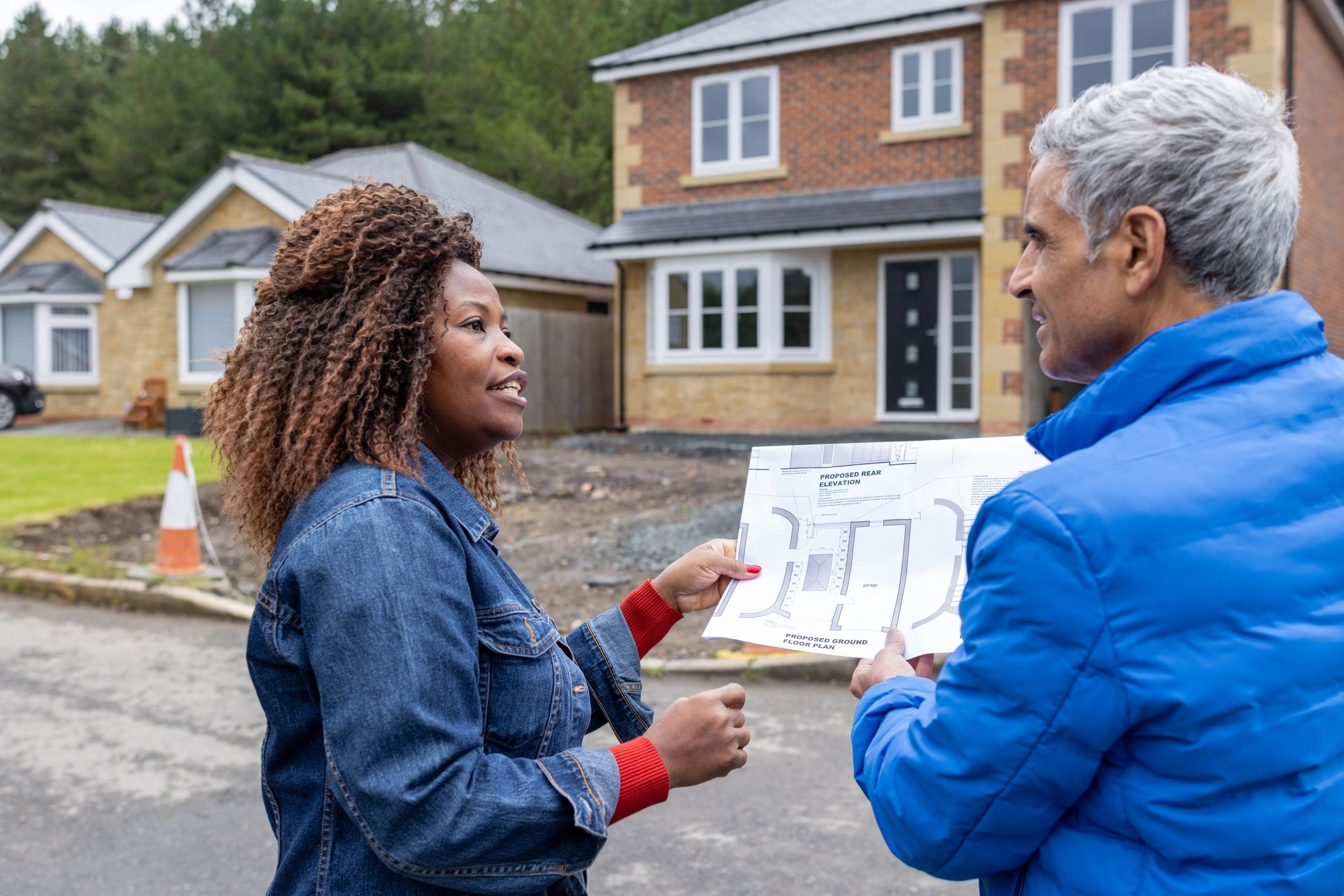 Real estate consultation at a new development